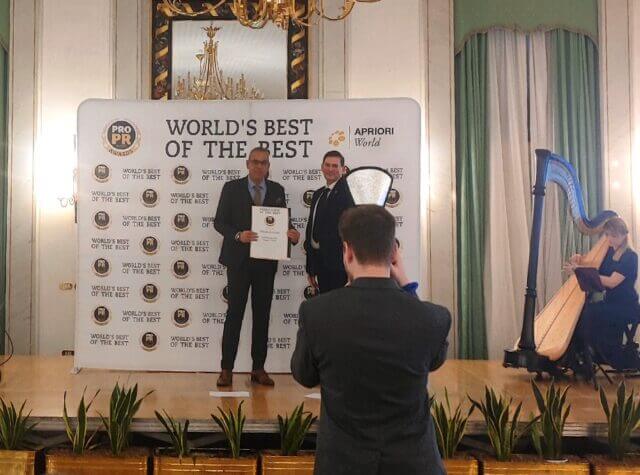 βιολογικοί ελαιώνες Σακελλαρόπουλου PRO PR GLOBE AWARDS λακωνία λάδια ελιές βιο single estate παγκόσμιο ρεκόρ καλύτερο ελαιόλαδο