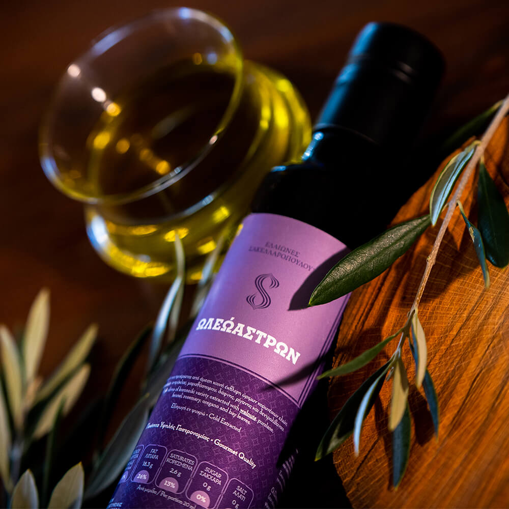 Flavored gourmet extra virgin olive oil healthy oleoastron greek