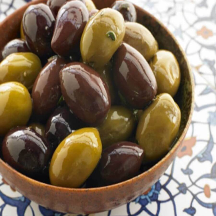 Olive Nutrition Facts and Health Benefits