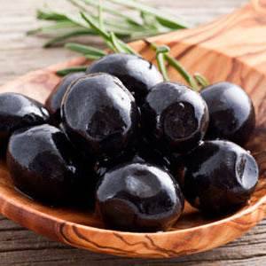 10 λόγοι για τους οποίους πρέπει να τρώμε κάθε μέρα ελιές